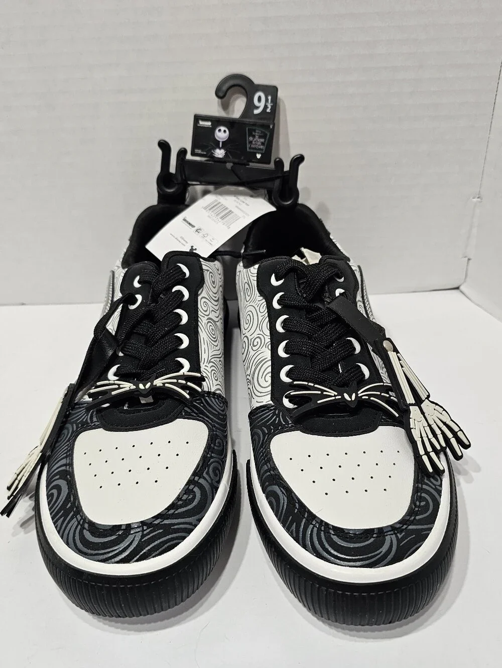 Disney Ground Up Nightmare Before Christmas Men's Sneakers NWT